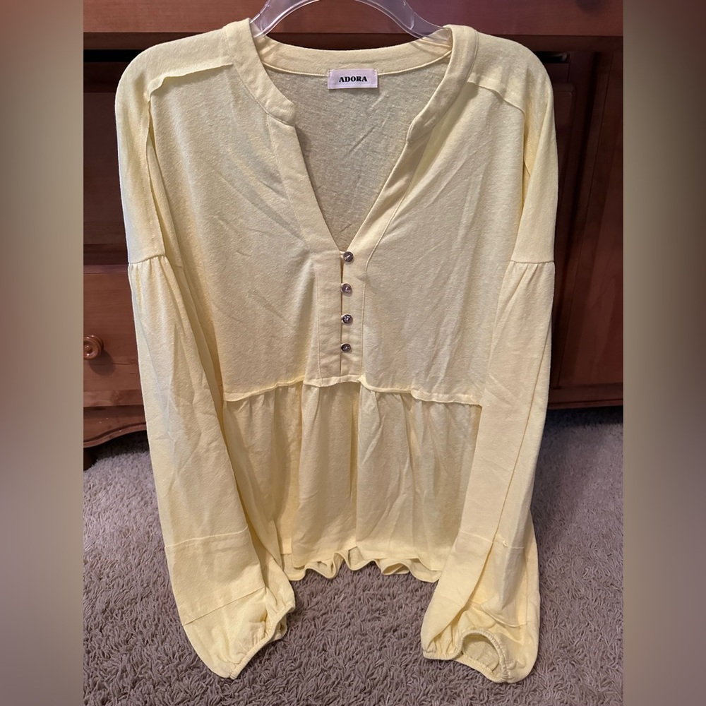 NWOT ADORA YELLOW BABYDOLL CUT